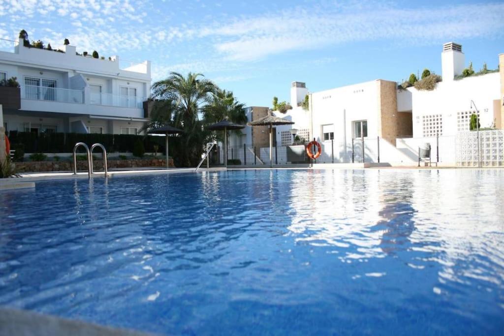 Nova Beach Super Cool Seaview Apartment 산타 폴라 외부 사진